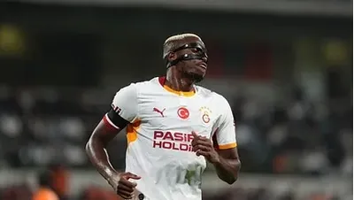 Osimhen, Sakatlığa Rağmen Gol Krallığında Zirvede