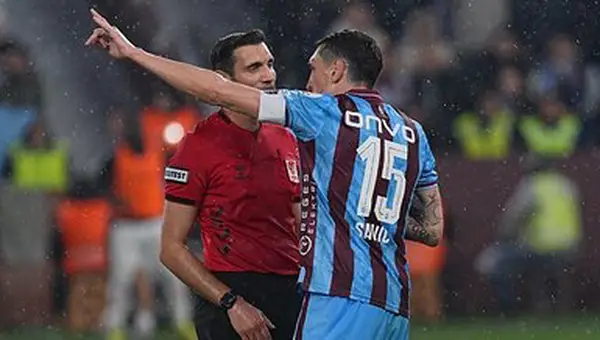 Trabzonspor, Başakşehir Maçında Penaltı Bekledi